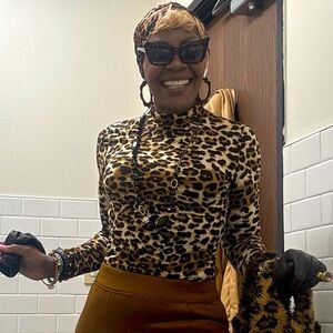 Animal print long sleeve turtleneck shirt top blouse